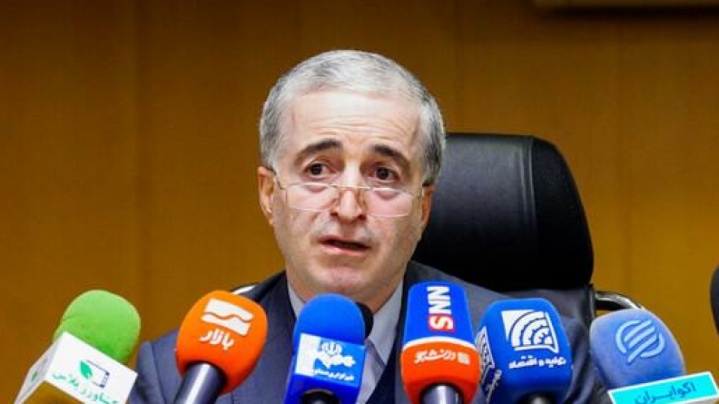 هیچ کمبودی در کالاهای اساسی نداریم/ مردم از خرید بیش از نیاز خودداری کنند