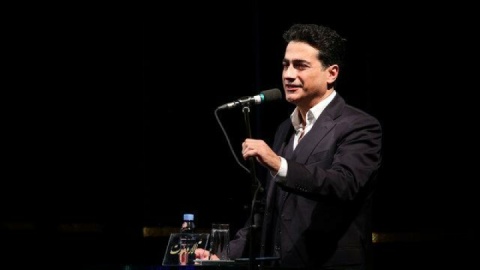 آوازی از همایون شجریان برای جان‌های زخم‌خورده و در هم‌شکسته