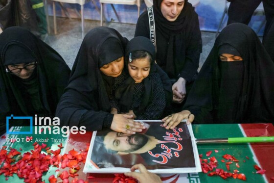 تشییع پیکر شهدای حملات رژیم صهیونیستی در بهشت زهرا (س)