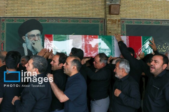 تشییع پیکر شهدای حملات رژیم صهیونیستی در بهشت زهرا (س)