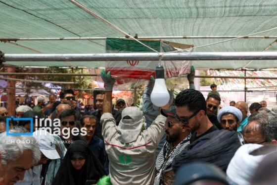 تشییع پیکر شهدای حملات رژیم صهیونیستی در بهشت زهرا (س)