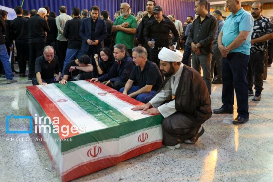 تشییع پیکر شهدای حملات رژیم صهیونیستی در بهشت زهرا (س)