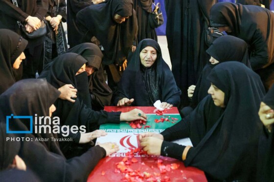 تشییع پیکر شهدای حملات رژیم صهیونیستی در بهشت زهرا (س)
