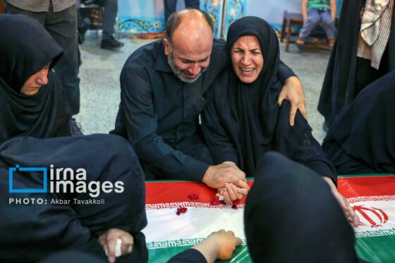 تشییع پیکر شهدای حملات رژیم صهیونیستی در بهشت زهرا (س)