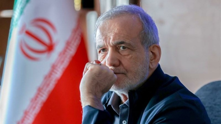 دشمنان با طمع به اختلافات داخلی دست به اقدام نظامی زدند