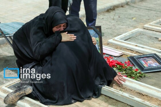 تشییع پیکر شهدای حملات رژیم صهیونیستی در بهشت زهرا (س)