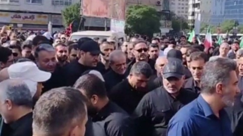 حضور پزشکیان در مراسم تشییع پیکر شهدای اقتدار