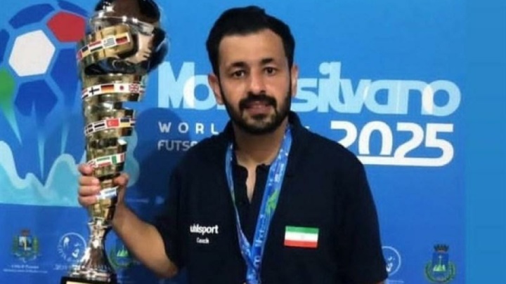 سرمربی تیم ملی فوتسال ناشنوایان: جنگیدیم و قهرمان شدیم