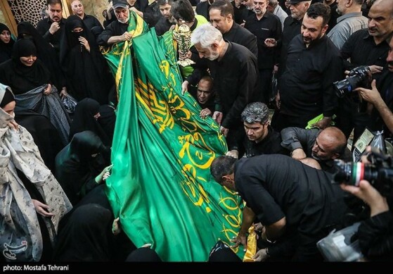 تشییع و خاکسپاری پیکر شهید «حسین سلامی» در حرم عبدالعظیم (ع)