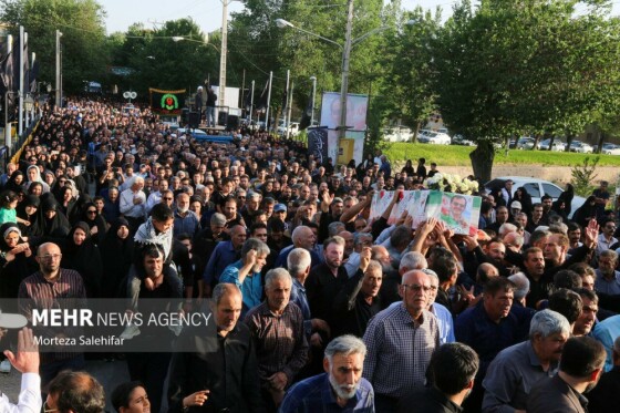 تشییع پیکر مطهر شهیدان حملات رژیم صهیونیستی به ایران