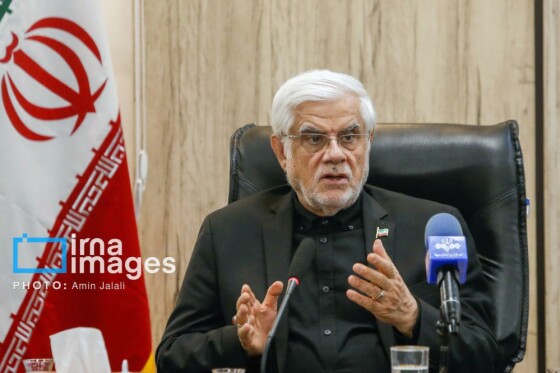 بازدید معاون اول رئیس جمهور از گمرک مهرآباد