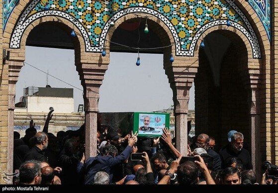 تشییع و خاکسپاری پیکر شهید «حسین سلامی» در حرم عبدالعظیم (ع)