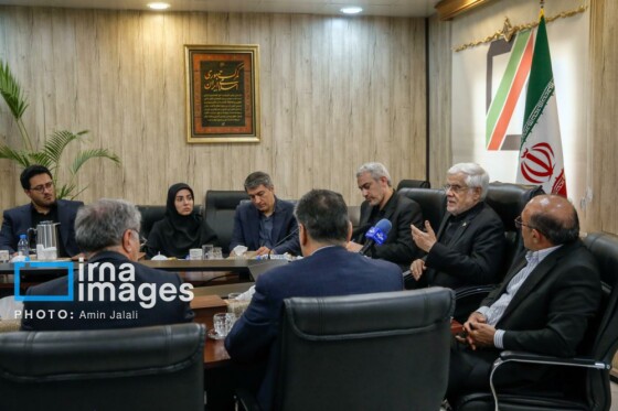 بازدید معاون اول رئیس جمهور از گمرک مهرآباد