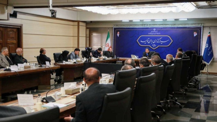 ایران با اتکا به توان داخل و همت فرزندان میهن بر دشمن متجاوز غلبه کرد