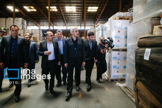 بازدید معاون اول رئیس جمهور از گمرک مهرآباد