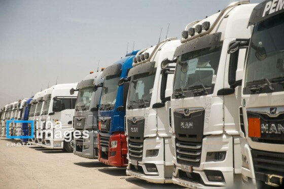 بازدید معاون اول رئیس جمهور از گمرک مهرآباد