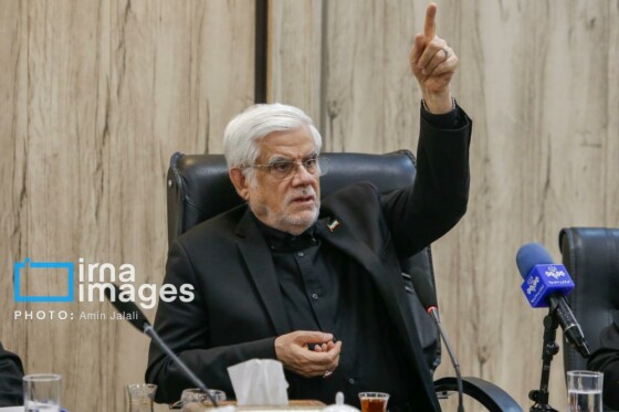 بازدید معاون اول رئیس جمهور از گمرک مهرآباد