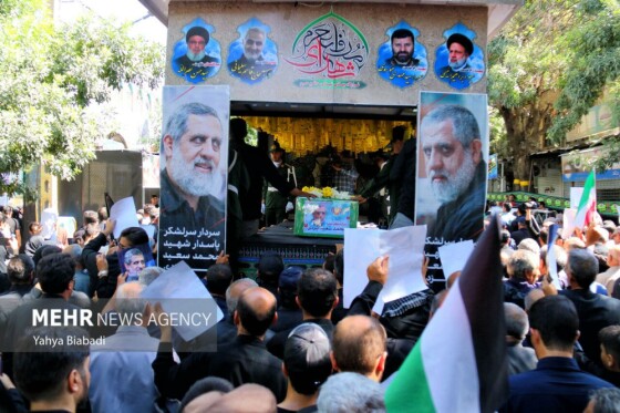 تشییع پیکر شهید ایزدی(حاج رمضان) در سنقر و کلیایی کرمانشاه