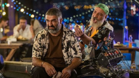 پیشنهاد سازنده فیلم «دایناسور» برای فروش بلیت نیم‌بها