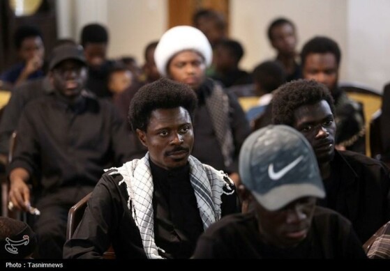 عزاداری نیجریهایها در حرم مطهر حضرت معصومه(س)