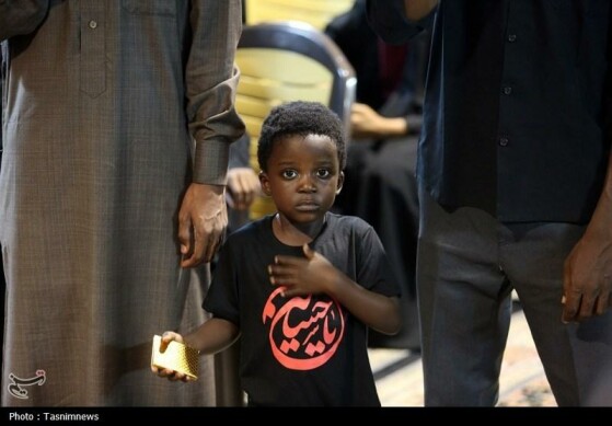 عزاداری نیجریهایها در حرم مطهر حضرت معصومه(س)