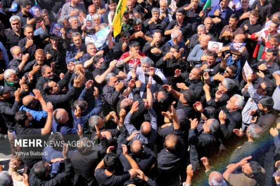 تشییع پیکر شهید ایزدی(حاج رمضان) در سنقر و کلیایی کرمانشاه