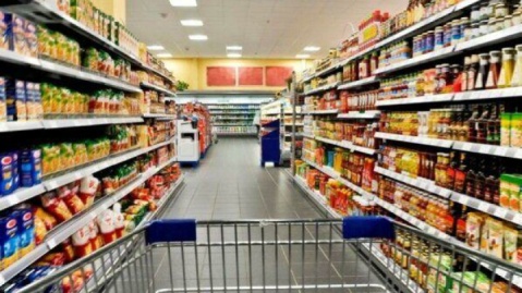 کالاهای اساسی به‌وفور در بازار موجود است/ روغن به‌زودی انبوه توزیع می‌شود