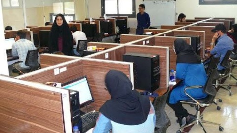 برگزاری کنکور الکترونیکی فعلا منتفی است/ بنا داریم آزمون‌هایی با مقیاس کوچک‌تر برگزار شود