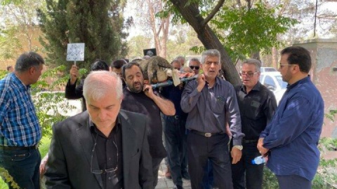 گزارشی از خاکسپاری جمال اجلالی /« این همه تلخ، این همه شیرین...»