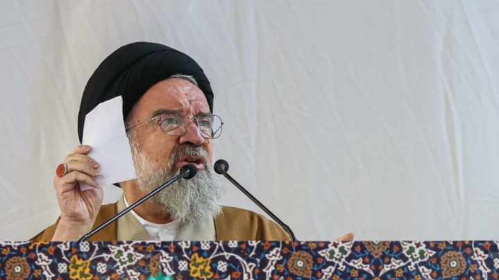 نماز جمعه تهران به امامت آیت‌الله خاتمی اقامه می‌شود