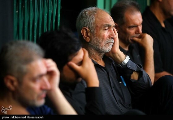 عزاداری اباعبدالله الحسین(ع) در حسینیه سادات اخوی