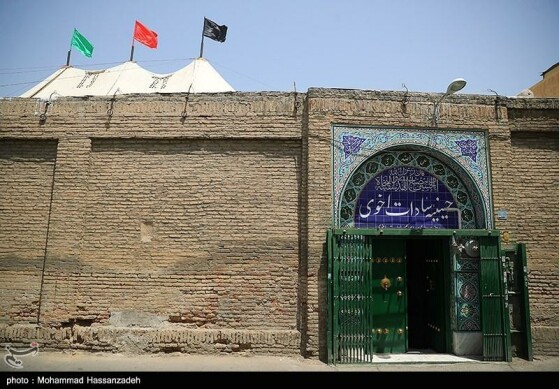 عزاداری اباعبدالله الحسین(ع) در حسینیه سادات اخوی