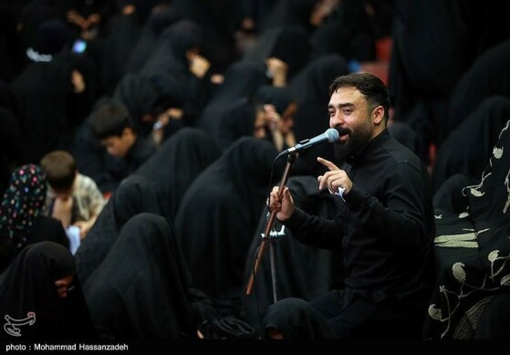 عزاداری اباعبدالله الحسین(ع) در حسینیه سادات اخوی