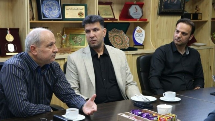 تاریخ از مقاومت و ایستادگی مردم ایران یاد خواهد کرد
