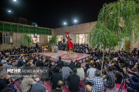 تعزیه‌خوانی دهه اول محرم در منزل شهید عباس بابایی