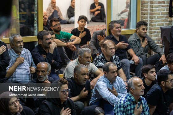تعزیه‌خوانی دهه اول محرم در منزل شهید عباس بابایی