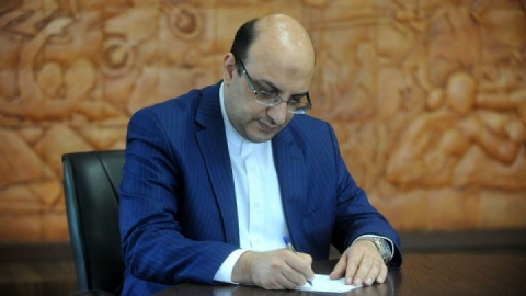 دنیا باید بداند که ما ایستاده‌ایم