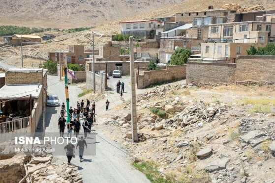 آیین سنتی علمگردانی در روستای تاریخی هزاوه