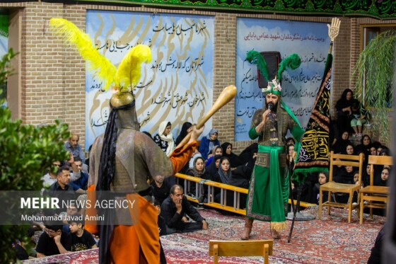 تعزیه‌خوانی دهه اول محرم در منزل شهید عباس بابایی