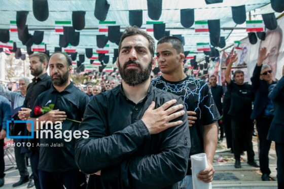 حضور جامعه ورزش بر مزار شهدای حمله رژیم صهیونیستی