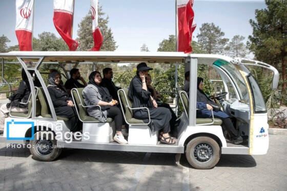 حضور جامعه ورزش بر مزار شهدای حمله رژیم صهیونیستی