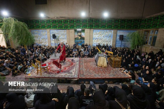 تعزیهخوانی دهه اول محرم در منزل شهید عباس بابایی