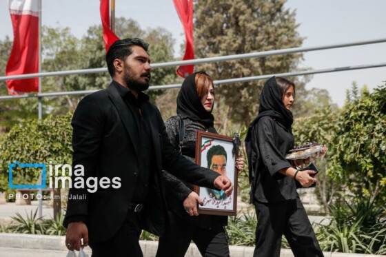 حضور جامعه ورزش بر مزار شهدای حمله رژیم صهیونیستی