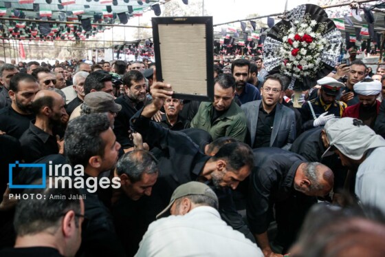 حضور جامعه ورزش بر مزار شهدای حمله رژیم صهیونیستی