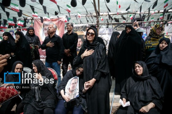 حضور جامعه ورزش بر مزار شهدای حمله رژیم صهیونیستی