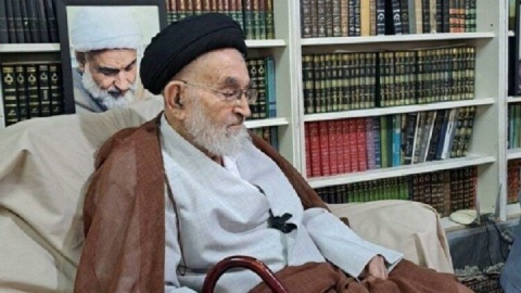 مسئولان هر آنچه دارند برای مردم در طبق اخلاص بگذارند