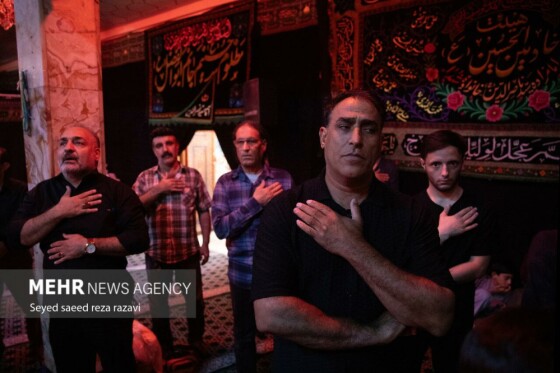 مراسم عزاداری شب هشتم محرم در امامزاده سید ناصرالدین(ع)