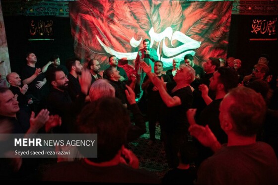 مراسم عزاداری شب هشتم محرم در امامزاده سید ناصرالدین(ع)