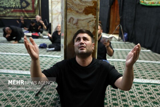 مراسم عزاداری شب هشتم محرم در امامزاده سید ناصرالدین(ع)