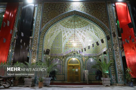 مراسم عزاداری شب هشتم محرم در امامزاده سید ناصرالدین(ع)